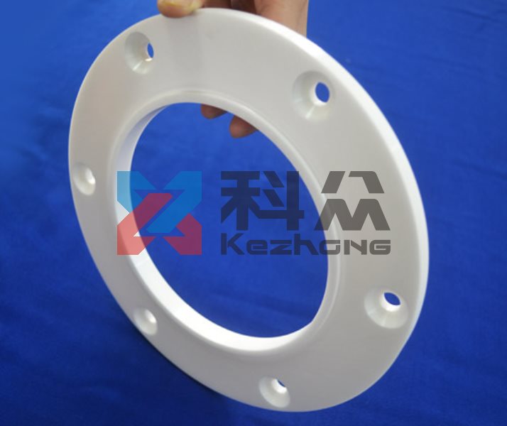 氧化鋯陶瓷粒徑大小與其韌性有什么關系？